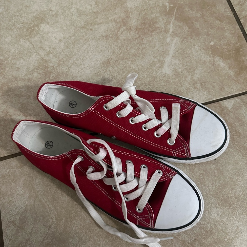 Red and White Low-Top Sneakers with Rubber Toe Cap